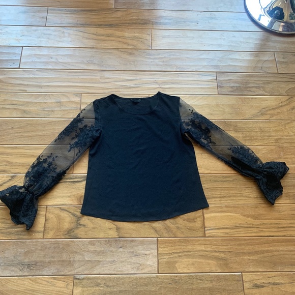 🦋 NEW Embroidered Mesh Flounce Sleeve All Black Top Semi Sheer Sleeves Women XS - Picture 2 of 16